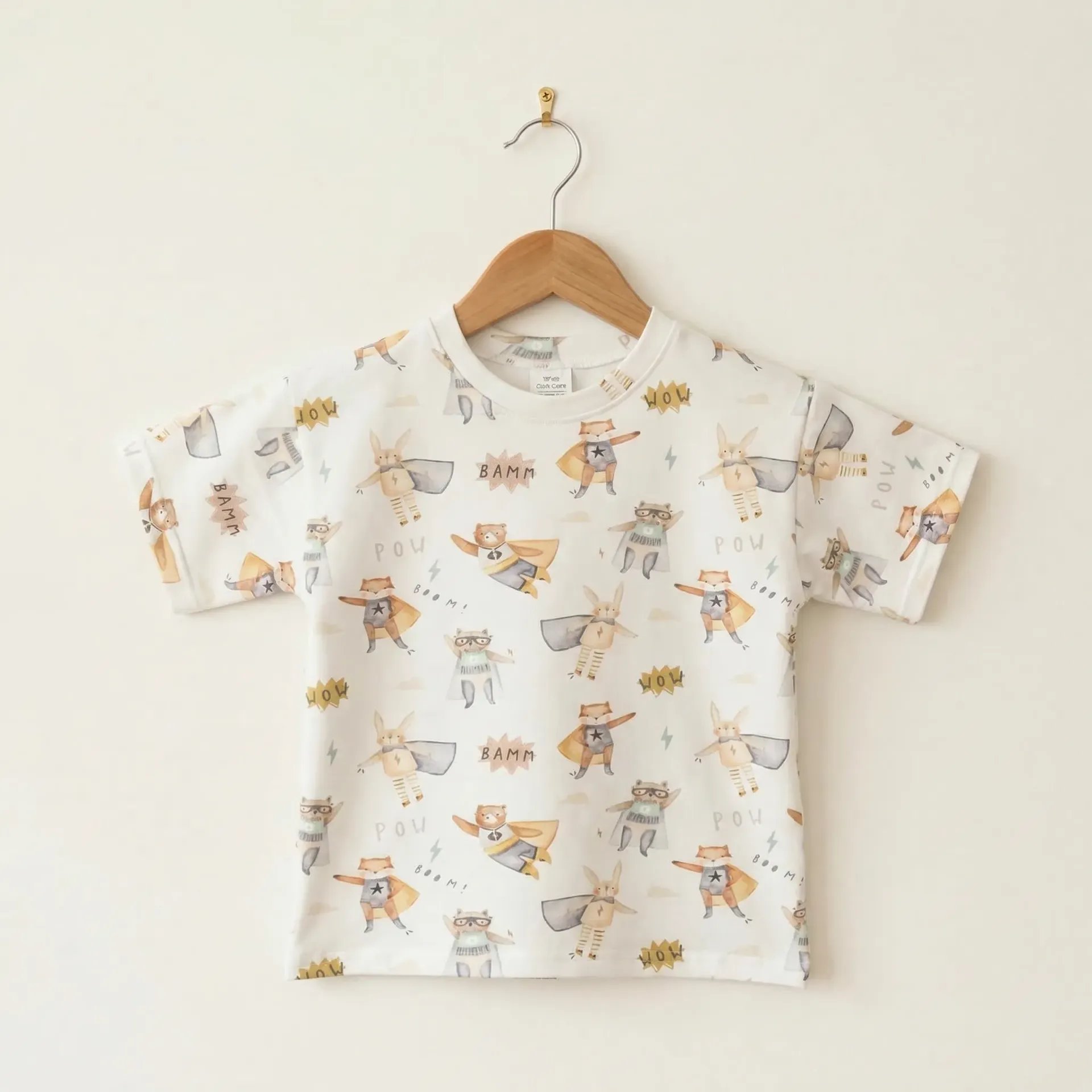 Kids T-shirt with superhero animals print