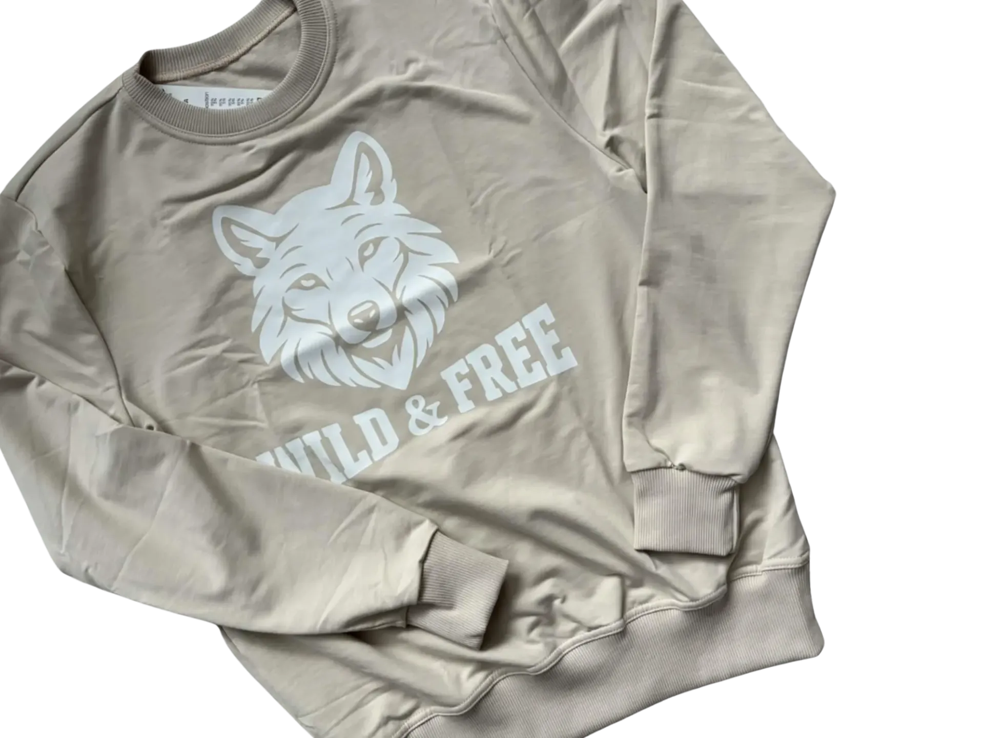 Beżowa bluza dla dorosłych z wilkiem – Wild & Free (M)