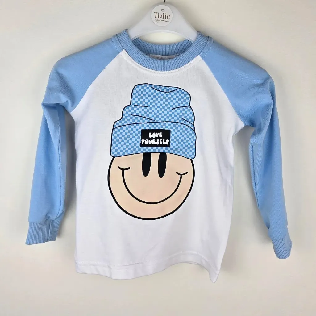 Biało-niebieski longsleeve dziecięcy ze smiley – Love Yourself (86)